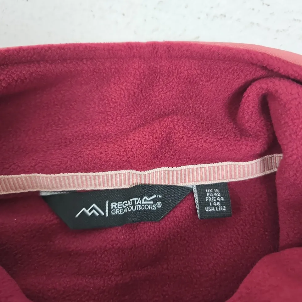 REGATTA GREAT OUTDOORS SOFTSHELL JACKET – WOMEN'S, DUSTY ROSE, UK 16 (EU 42)