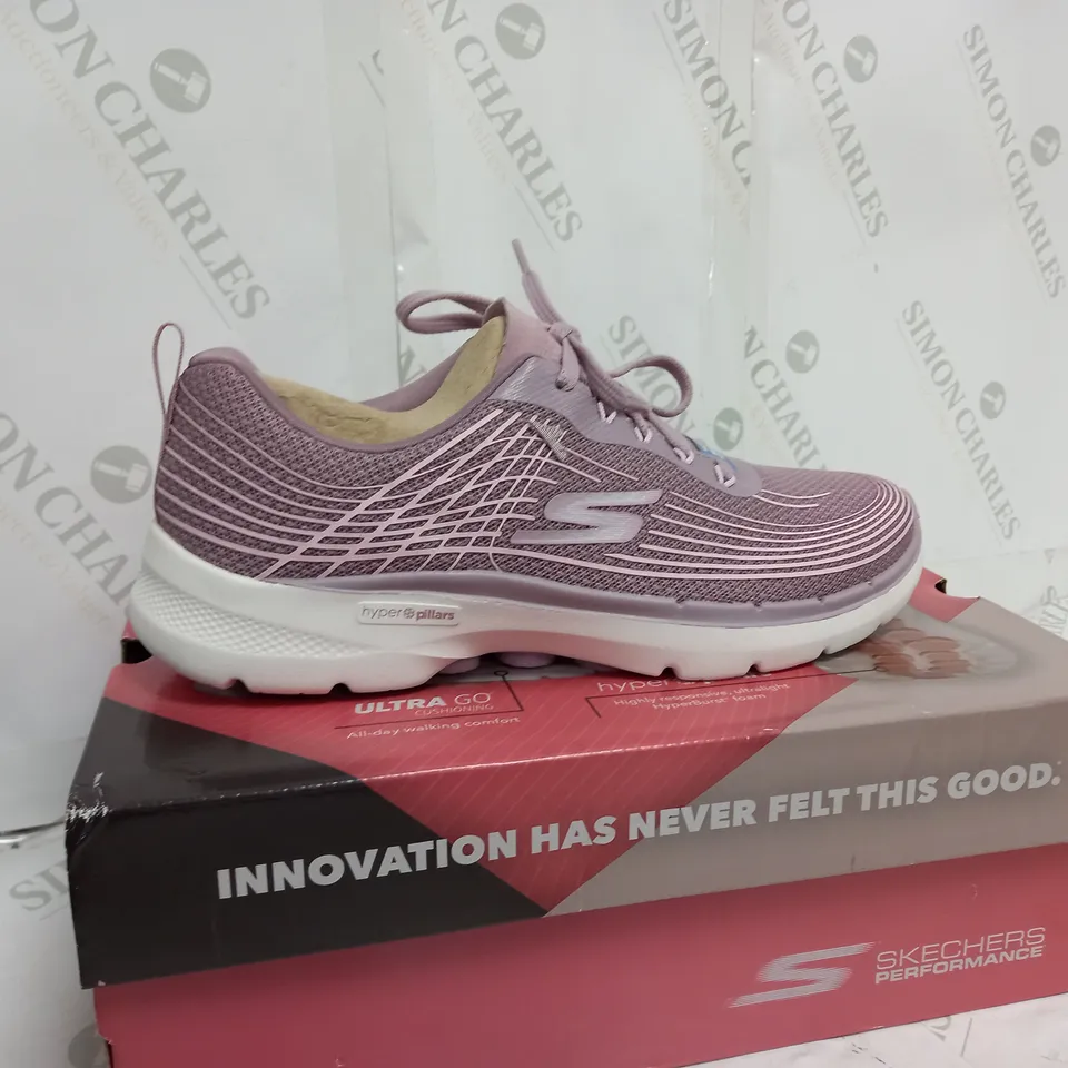SKETCHERS GO WALK TRAINERS SIZE 6.5