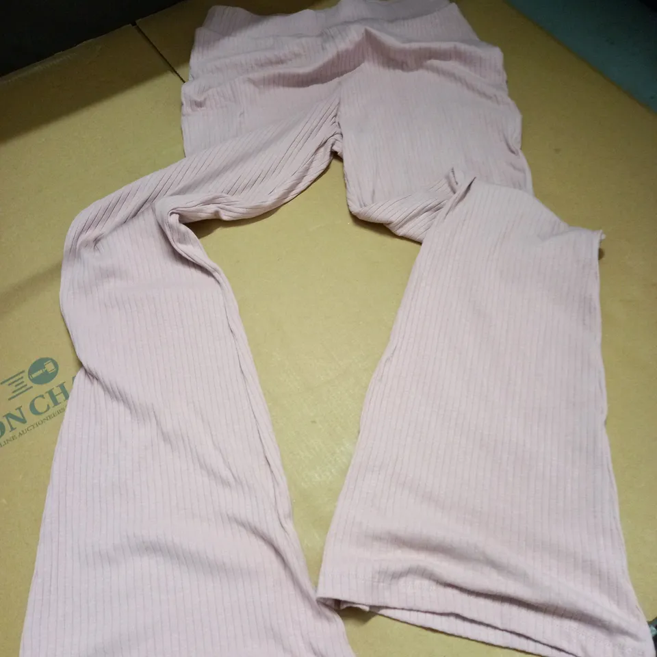 HIIT PINK FLARED LEGGINGS - SIZE M