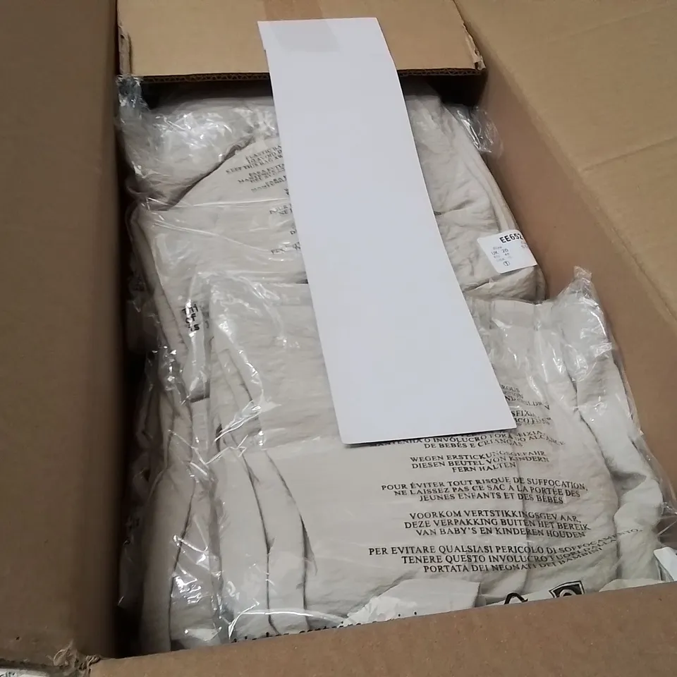 BOXED BRAND NEW APPROXIMATELY 40 JD WILLIAMS CARGO PANTS STONE SIZE 20