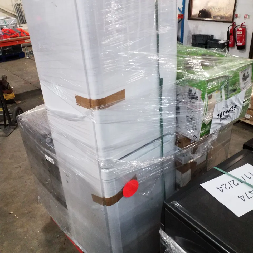 PALLET OF APPROXIMATELY 5 UNPROCESSED RAW RETURN WHITE GOODS TO INCLUDE;