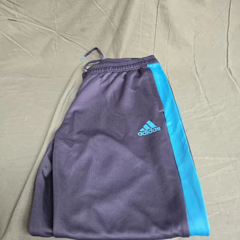 ADIDAS LOGO TRACKSUIT BOTTOMS SIZE XL