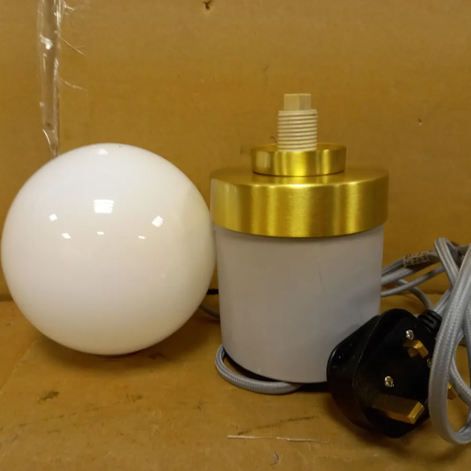 JOHN LEWIS AND PARTNERS NO.046 OPAL LAMP