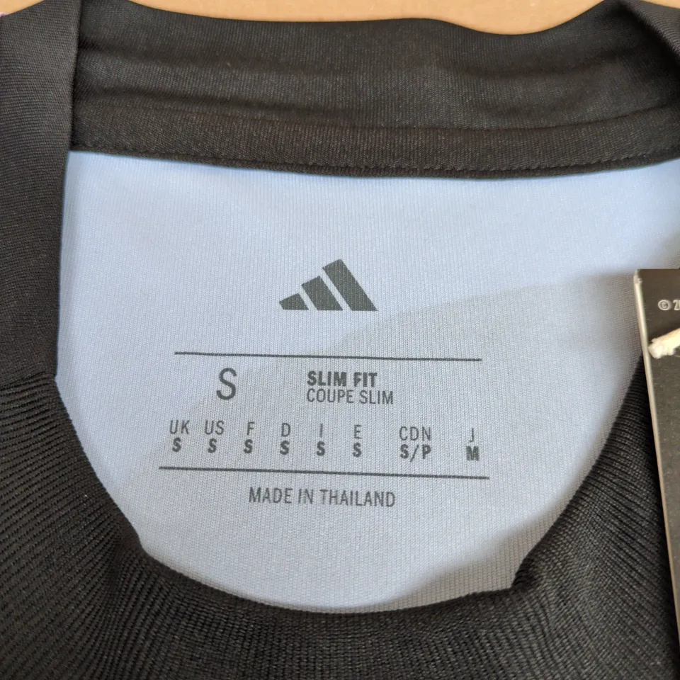 ADIDAS SLIM FIT SPORTS JERSEY – VODACOM SPONSOR, UK S