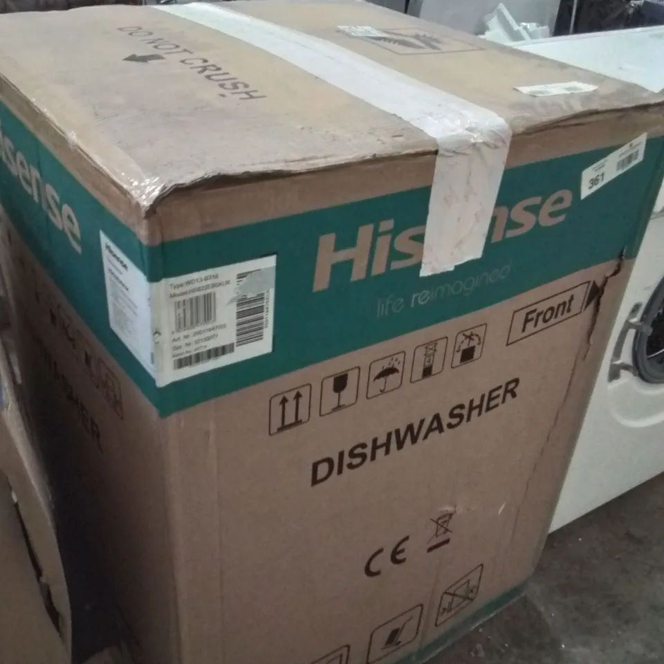BOXED HISENSE HS6223E90XUK SLIMLINE 10 FREESTANDING DISHWASHER - SILVER