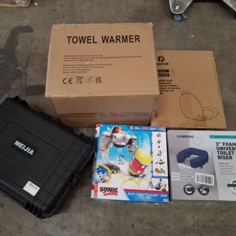 PALLET CONTAINING ASSORTED PRODUCTS INCLUDING TOWEL WARMER, TOILET SEAT, 3" FOAM UNIVERSAL TOILET SEAT RISER, SONIC THE HEDGEHOG EGG MOBILE BATTLE SET & WATERPROOF PROTECTIVE CASE 