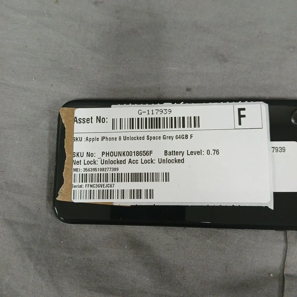 APPLE IPHONE 8 – UNLOCKED – SPACE GREY – 64GB. PHONE DOES NOT POWER ON