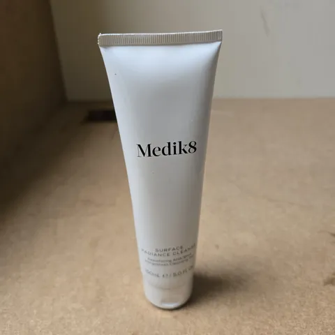 MEDIK8 SURFACE RADIANCE CLEANSER – 50 ML