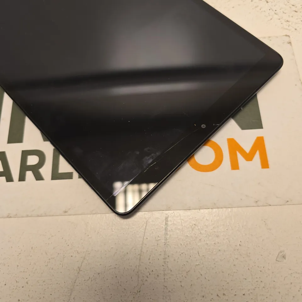 SAMSUNG TABLET – BLACK NOT POWER TESTED 
