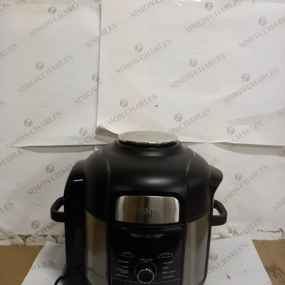 NINJA FOODI MAX MULTI-COOKER 