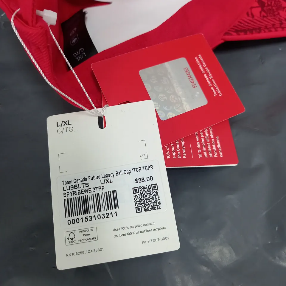 LULU LEMON TEAM CANADA FURURE LEGACY BALL CAP IN RED - L/XL