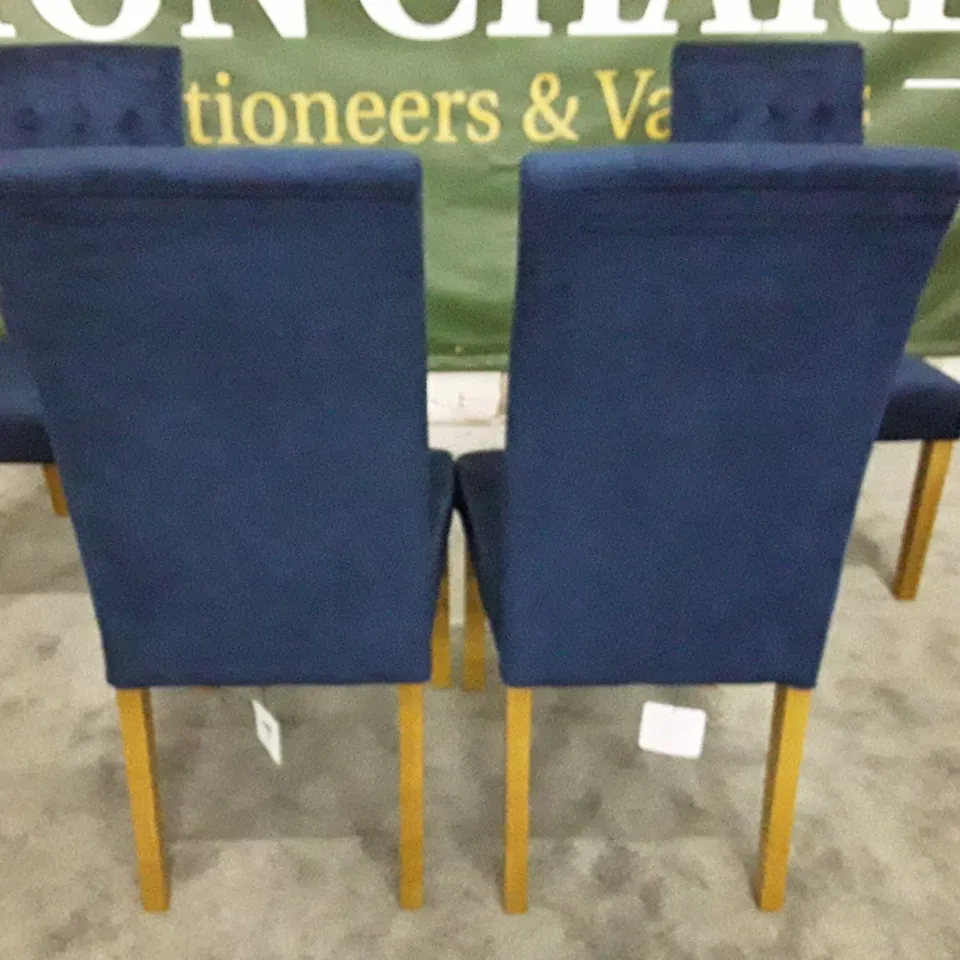 SET OF 4 REGENT BLUE VELVET BUTTON BACK DINING CHAIR (OAK LEG)