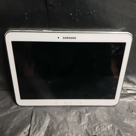 SAMSUNG GALAXY TAB 4 - MODEL SM-T530