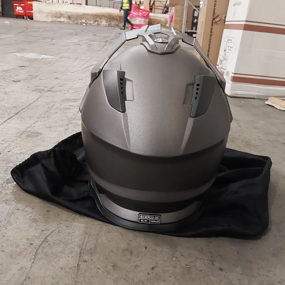 BRAND NEW BOXED SGTTX MOTORCYCLE SAFETY HELMET - SIZE XL (1 BOX)