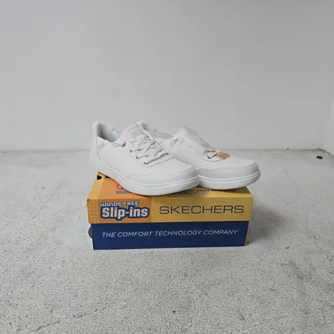 SKECHERS SLIP-INS WHITE TRAINERS β BOXED SIZE 7