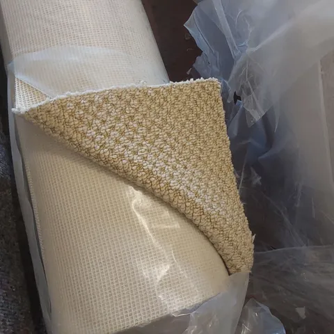 ROLL OF QUALITY DESIGNER STYLE BOUCLE CARAMEL CARPET - APPROXIMATELY 4.9 x 4m