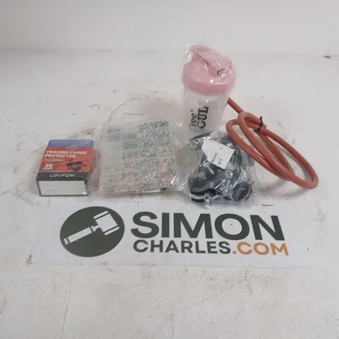 APPROXIMATELY 15 ASSORTED HOUSEHOLD PRODUCTS TO INCLUDE CARD PROTECTORS , MINI DIAMONDS AND WATER BOTTLE 