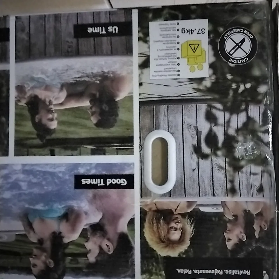 BOXED CLEVER SPA WAIKIKI