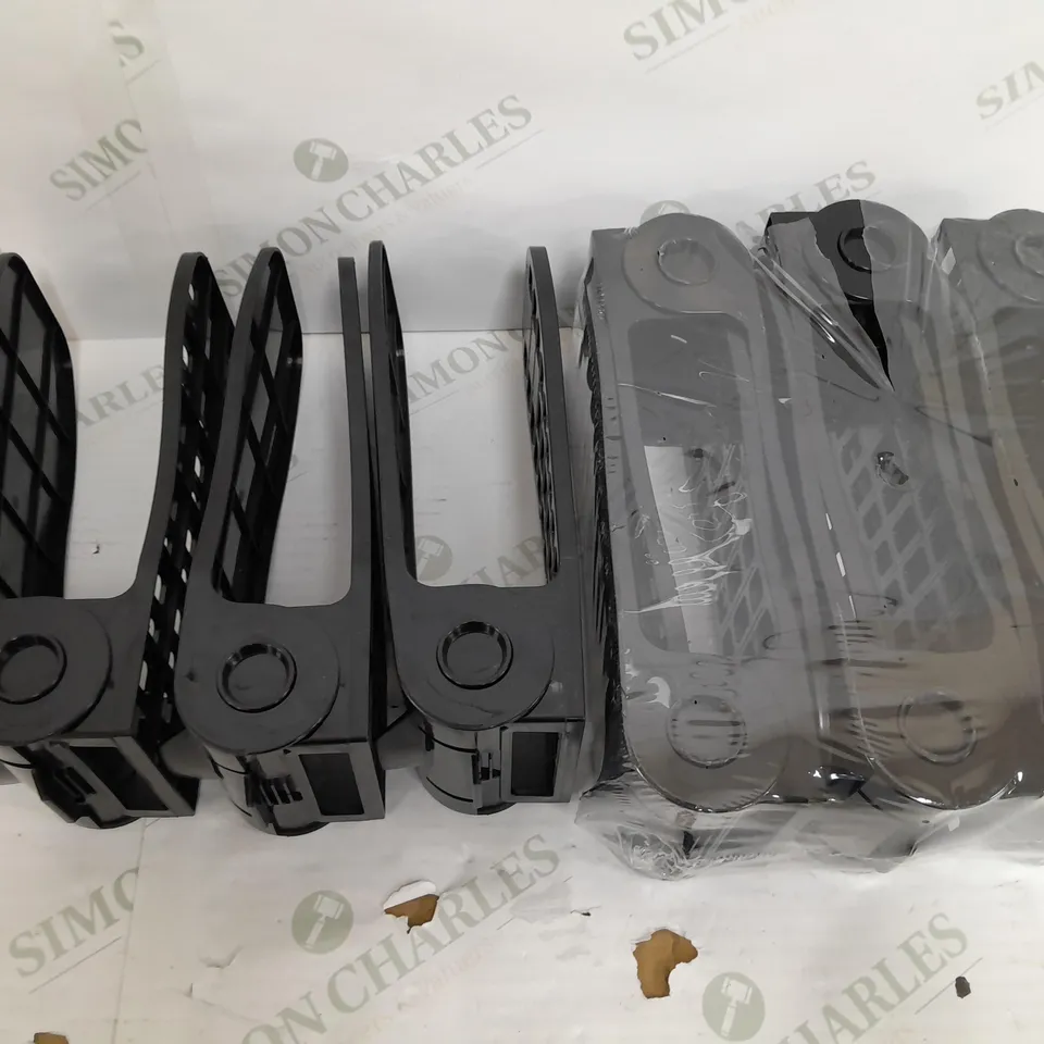 BOX OF HIGHBOY ADJUSTABLE FOLDING SHOES SLOT