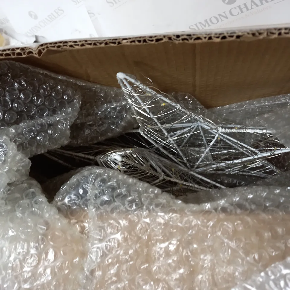 SET OF TWINKLING STAR CHRISTMAS LIGHTS  RRP £39.99
