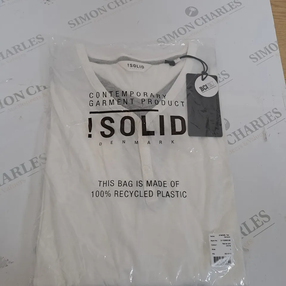 ISOLID WHITE V NECK SHIRT SIZE L