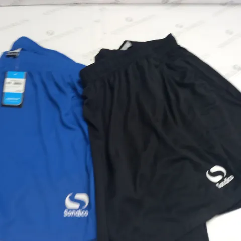 LOT OF 3 PAIRS OF SONDICO SHORTS - ALL L