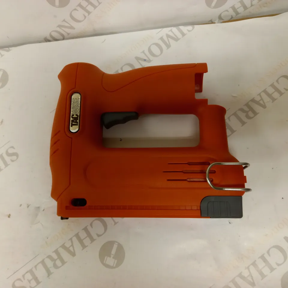 TACWISE CORDLESS 12V STAPLE/NAIL GUN 
