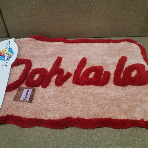 SCALLOP OOH LA LA SLOGAN BATH MAT - 50×80CM