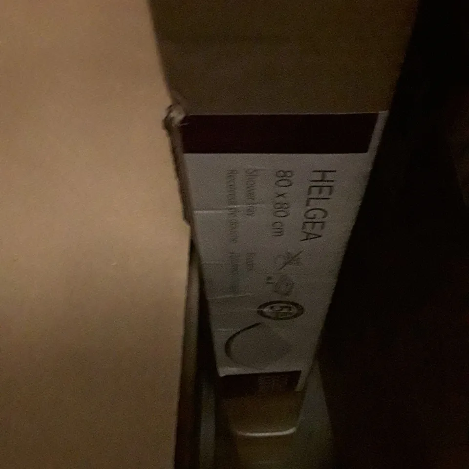 BOXED HELGEA SHOWER TRAY 80 × 80CM