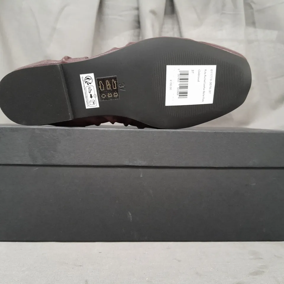 BOXED PAIR OF HUSH RUBY RUCHED LEATHER BALLET FLATS IN OXBLOOD EU SIZE 37