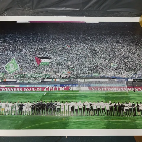 βYOUβLL NEVER WALK ALONEβ CELTIC FC A1 PRINT SIGNED BY ARTIST CHRIS HARLAND OF CONCEPT CANVASES