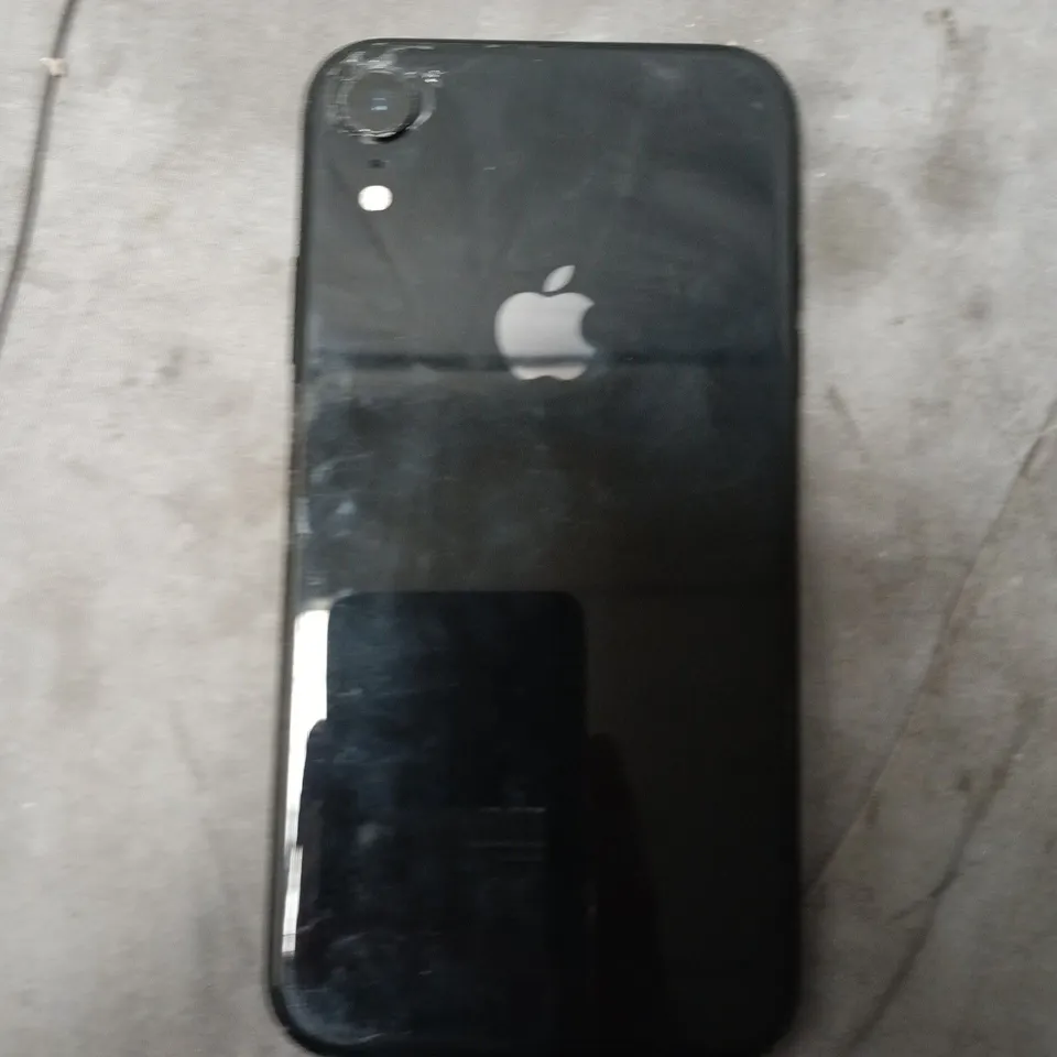 APPLE IPHONE XR IN BLACK