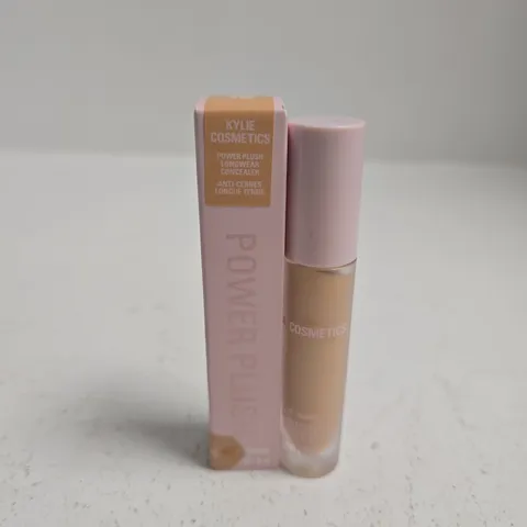 BOXED KYLIE COSMETICS POWER PLUSH LONGWEAR CONCEALER (5ML) – SHADE 4W