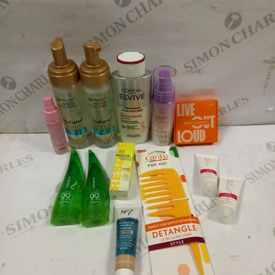 BOX OF APPROXIMATELY 20 ASSORTED HEALTH & BEAUTY PRODUCTS TO CONTAIN NO7 FOUNDATION, LOREAL BOND REPAIR, ALOE SOOTHING GEL ETC 