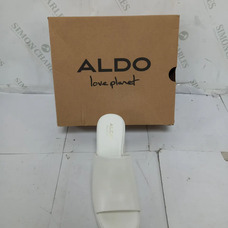 BOXED PAIR OF ALDO MAYSEE UK 4 WHITE HEELS 