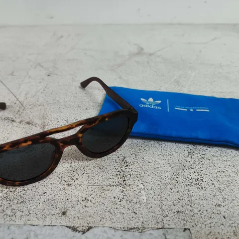 ADIDAS SUNGLASSES – TORTOISESHELL FRAME WITH BLUE ADIDAS POUCH