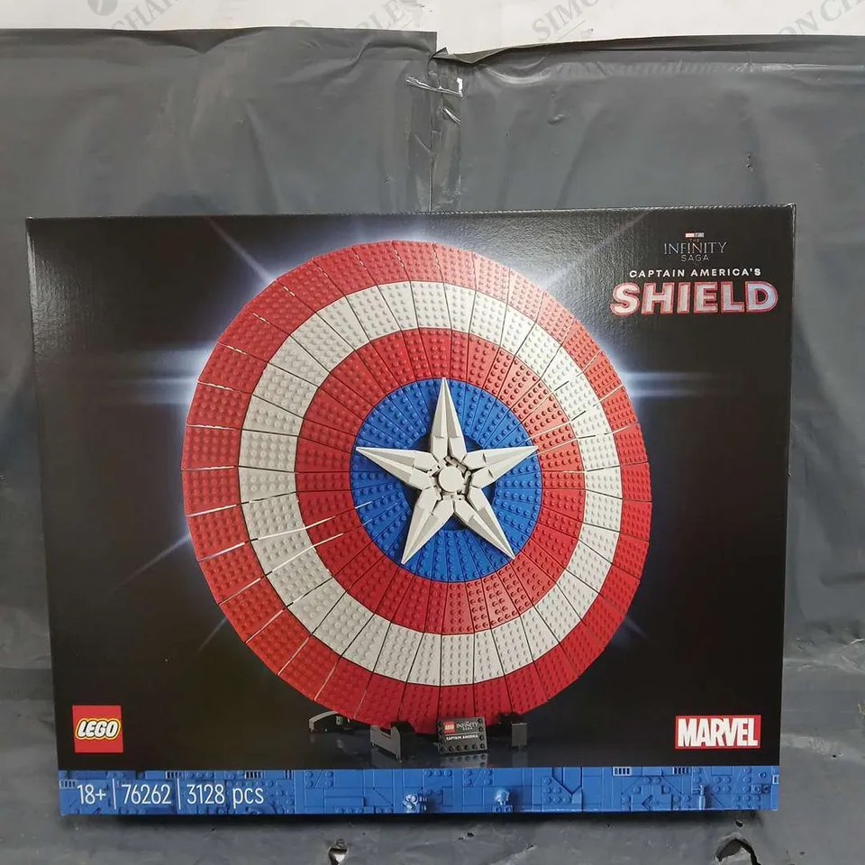 BOXED LEGO SUPER HEREOS CAPTAIN AMERICA'S SHIELD AVENGERS SET 76262