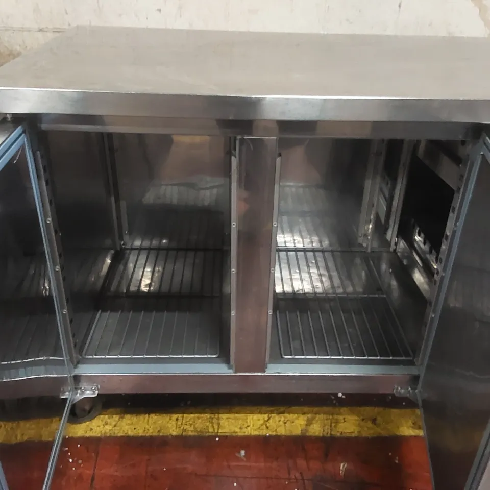 POLAR COMMERCIAL COUNTER FRIDGE 2 DRAW/2 DOOR - GD874