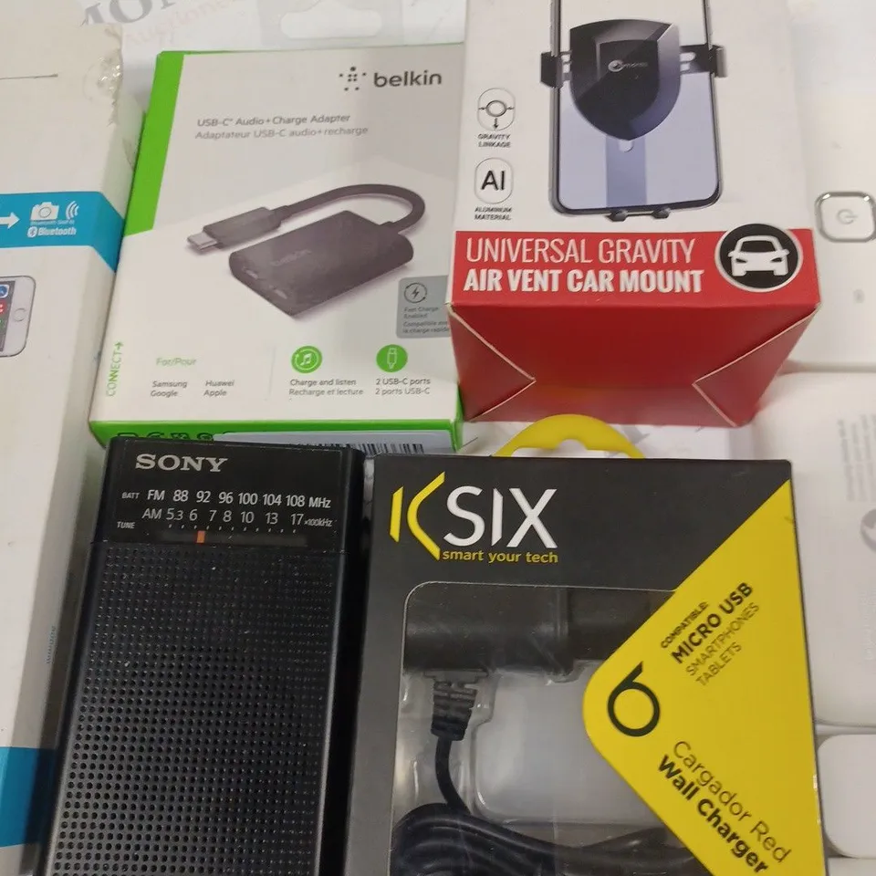 LOT OF 10 ASSORTED TECH ITEMS TO INCLUDE SELFIE STICK, WALL CHARGER AND CAR MOUNT