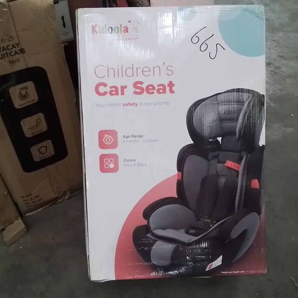 KIDOOLA CHILDREN'S CAR SEAT 