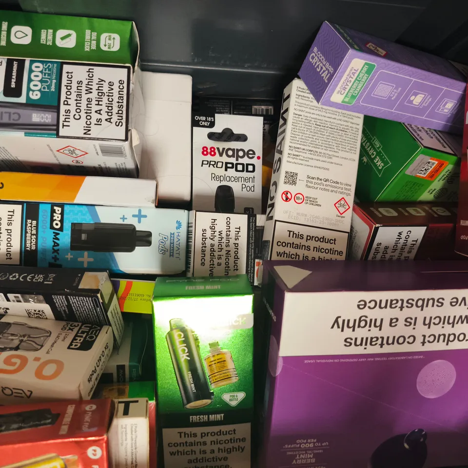 APPROXIAMTELY 18 ASSORTED VAPING PRODUCTS - COLLECTION ONLY