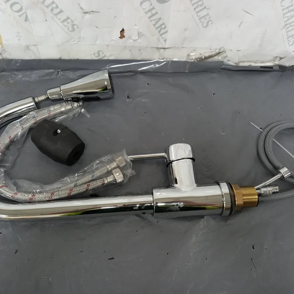 SANITARY WARES KITCHEN FAUCET