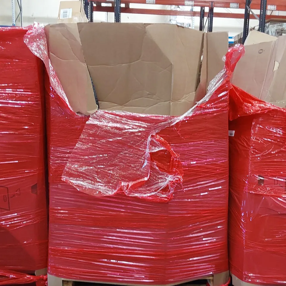 PALLET OF ASSORTED CONSUMER PRODUCTS TO INCLUDE: AIR FRYERS, DYSON VACUUM CLEANER, ARTIFICIAL CHRISTMAS TREE, MINI FOLDING WASHING MACHINE, TARPAULIN COVER ECT