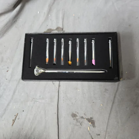 BOX OF APPROXIMATELY 40 GELITE GELS NAIL BRUSH SETS