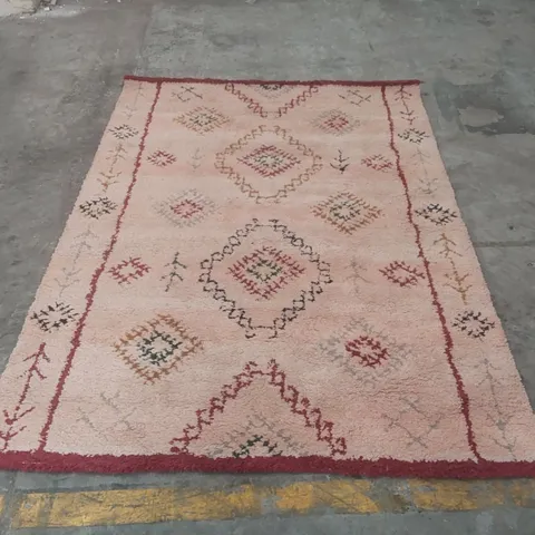 QUALITY DESIGNER AREA RUG - APPROXIMATELY 230 x 160cm