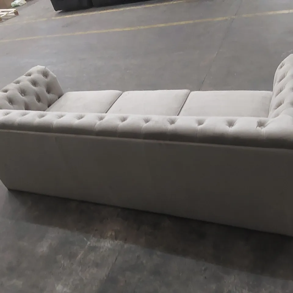 QUALITY DESIGNER 3 SEATER CHESTERFIELD FABRIC UPHOLSTERED SOFA