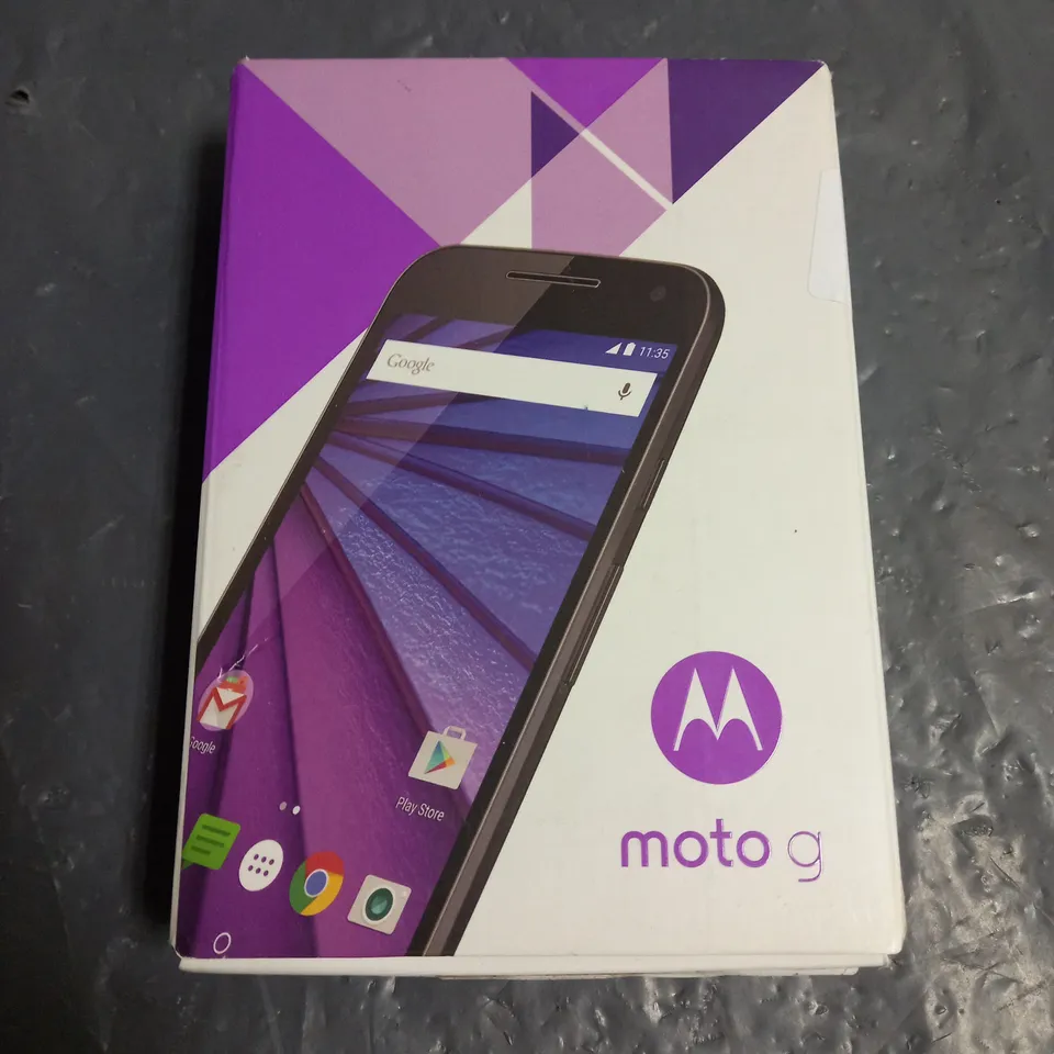 BOXED MOTO G 3RD GEN MOBILE PHONE 