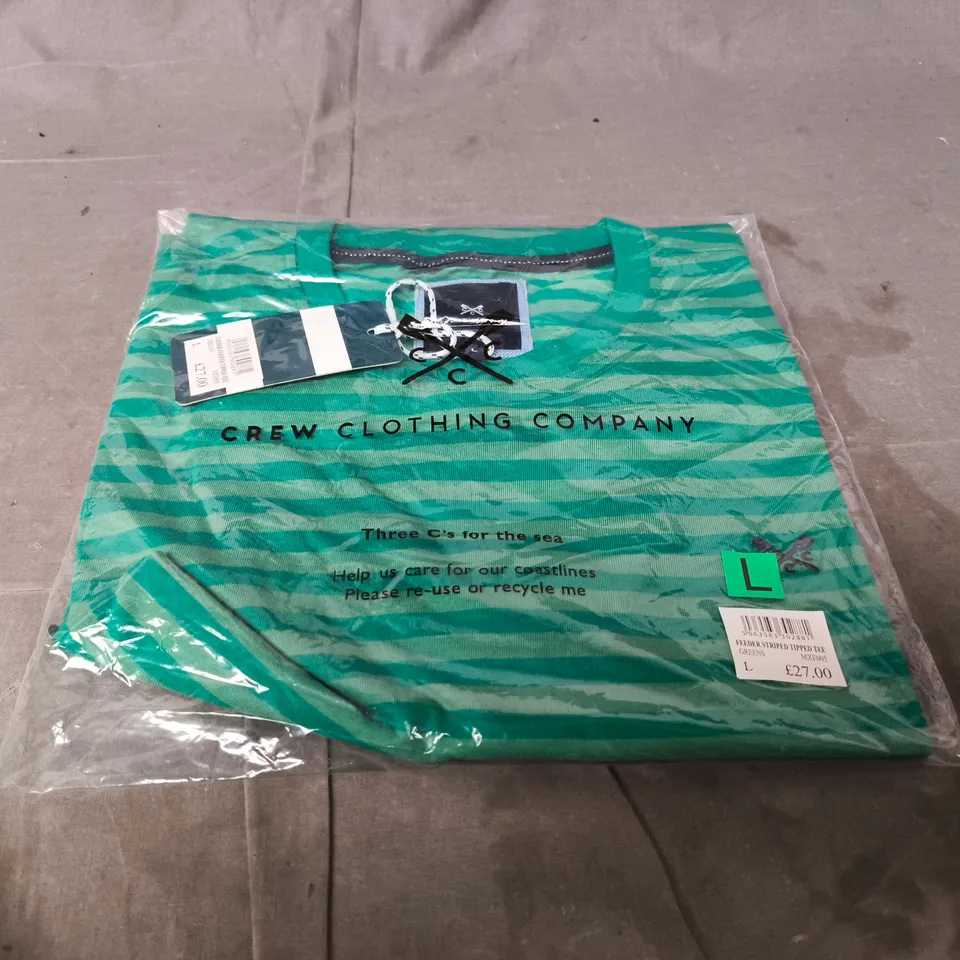 CREW CLOTHING COMPANY FEEDER TIPPED TEE - SIZE L