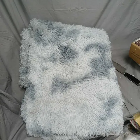 BLUE-GREY FAUX FUR CUSHION