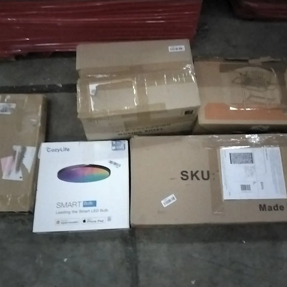 PALLET OF ASSORTED ITEMS INCLUDING  COZYLIFE SMART LED BULB, ACCSTORE DRYING RACK, HOMIDEC, JOISCAPE, CUSIMAX KITCHEN MIXER, STOREMIC TOILET SEAT 